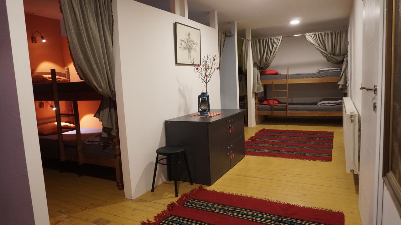 Vertical Hostel Маврово Экстерьер фото